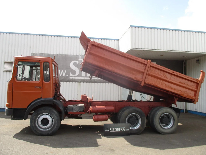 MAN 26.321 6x4 , 3 way tipper , ZF Manual , Spring suspension - Самосвал: фото 2 MAN 26.321 6x4 , 3 way tipper , ZF Manual , Spring suspension - Самосвал: фото 2