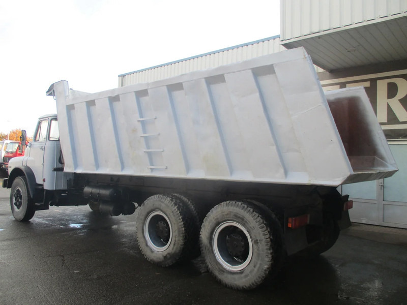 MAN 32.240 , Manual , 6x4 , Tipper truck , Spring suspension - Самосвал: фото 5 MAN 32.240 , Manual , 6x4 , Tipper truck , Spring suspension - Самосвал: фото 5