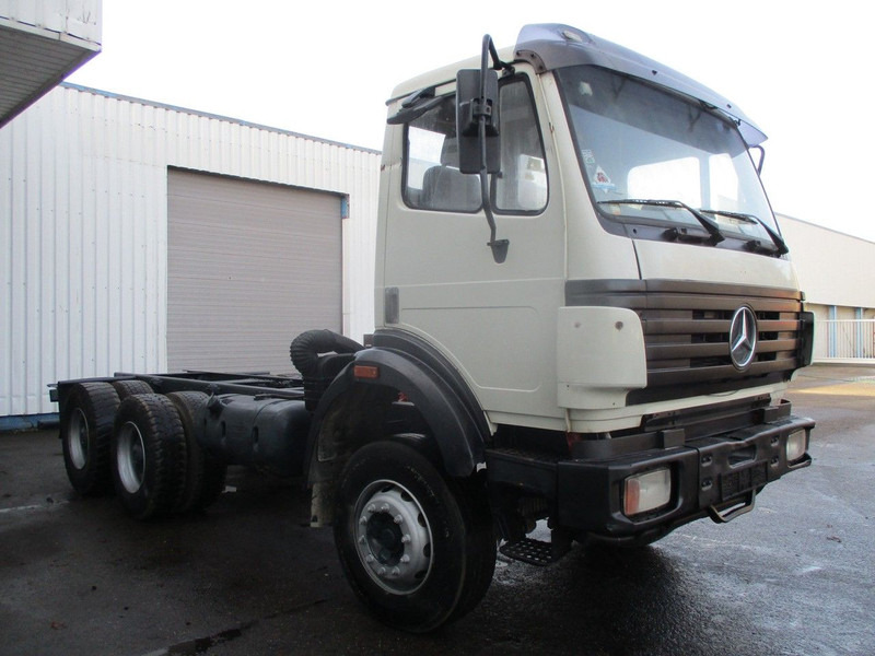 Mercedes-Benz 2538 , V8 , Manual , 6x4 , Spring suspension , Euro 2 - Грузовик-шасси: фото 4 Mercedes-Benz 2538 , V8 , Manual , 6x4 , Spring suspension , Euro 2 - Грузовик-шасси: фото 4