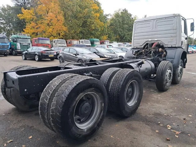 Mercedes-Benz SK 3535 ,V8 Biturbo , 8x4 ,ZF Manual , Spring Suspension - Грузовик-шасси: фото 3 Mercedes-Benz SK 3535 ,V8 Biturbo , 8x4 ,ZF Manual , Spring Suspension - Грузовик-шасси: фото 3