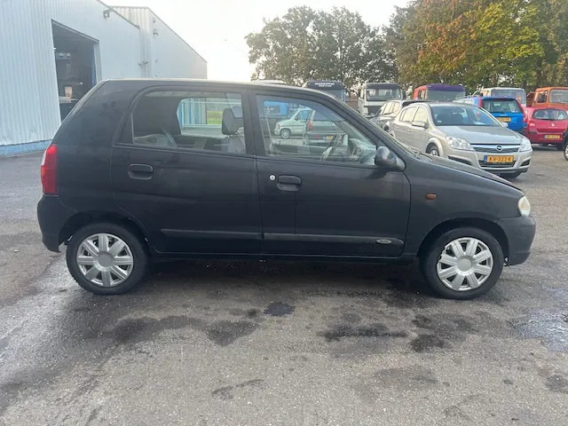 Suzuki Alto 1.0 - 16V , 5 drs. , Handel / export - Хэтчбек: фото 5 Suzuki Alto 1.0 - 16V , 5 drs. , Handel / export - Хэтчбек: фото 5