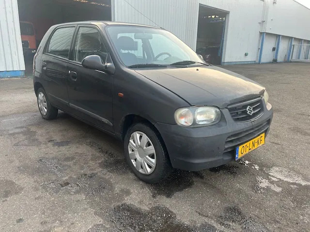 Suzuki Alto 1.0 - 16V , 5 drs. , Handel / export - Хэтчбек: фото 4 Suzuki Alto 1.0 - 16V , 5 drs. , Handel / export - Хэтчбек: фото 4