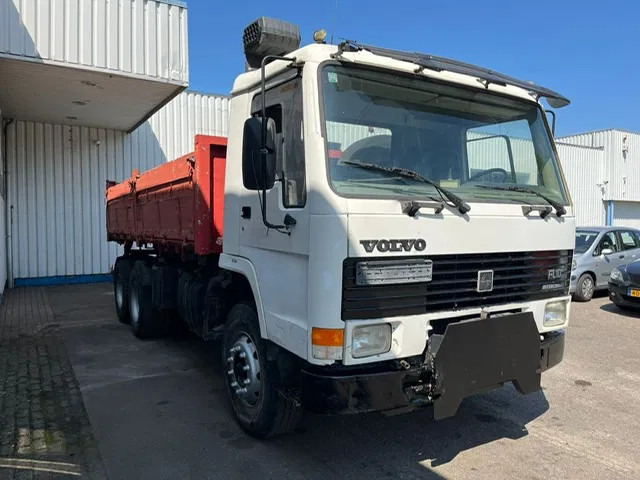 Volvo FL 10 280 , 6x4 , Tipper , Spring Suspension , Manual - Самосвал: фото 4 Volvo FL 10 280 , 6x4 , Tipper , Spring Suspension , Manual - Самосвал: фото 4