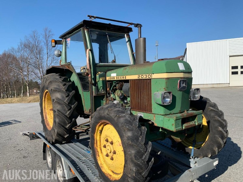 1979 John Deere 2030 med 4 hjulstrekk - Трактор: фото 2 1979 John Deere 2030 med 4 hjulstrekk - Трактор: фото 2