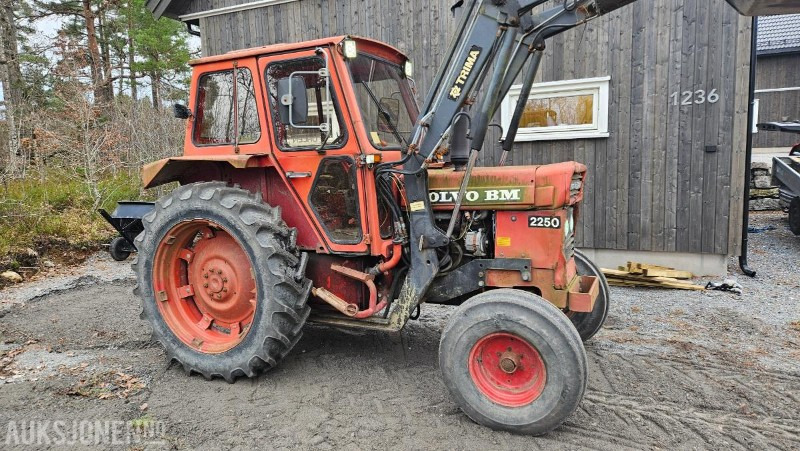 1982 Volvo 2250, Reparasjonsobjekt - Трактор: фото 1 1982 Volvo 2250, Reparasjonsobjekt - Трактор: фото 1