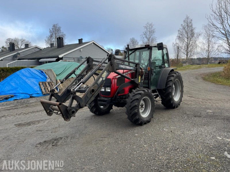 2001 Massey Ferguson 2230-4 m/Trima 320 Professional laster, 1171 timer, servicehistorikk, fremstår som godt vedlikeholdt - Трактор: фото 1 2001 Massey Ferguson 2230-4 m/Trima 320 Professional laster, 1171 timer, servicehistorikk, fremstår som godt vedlikeholdt - Трактор: фото 1