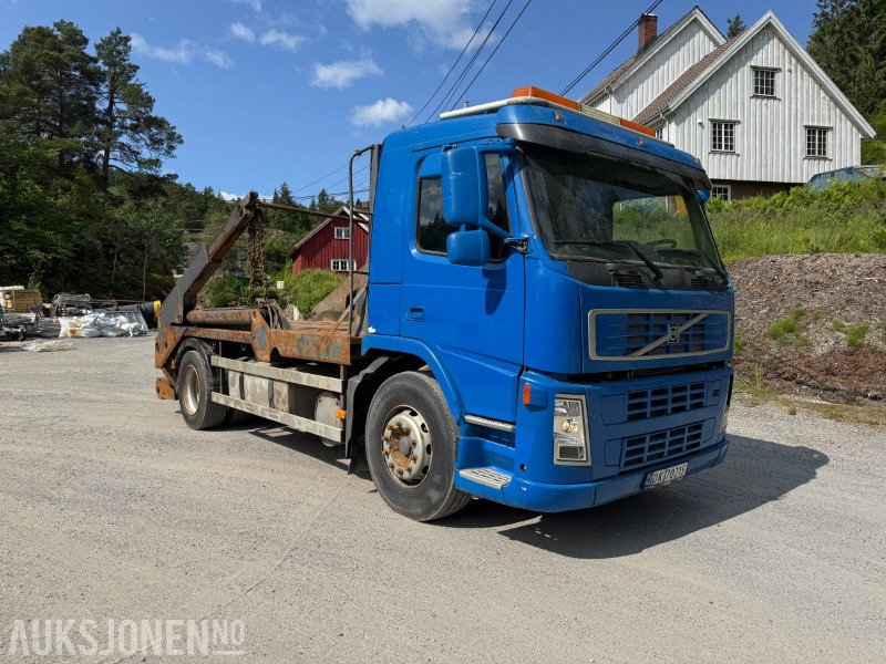 2004 Volvo FM9 containerløfter / liftbil – 15 tonn - Портальный бункеровоз: фото 3 2004 Volvo FM9 containerløfter / liftbil – 15 tonn - Портальный бункеровоз: фото 3