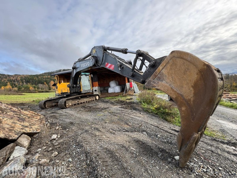 Экскаватор 2006 Volvo EC210BLC gravemaskin med tannskuffe: фото 7 Экскаватор 2006 Volvo EC210BLC gravemaskin med tannskuffe: фото 7