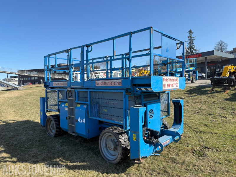 2008 Genie GS 4390RT terreng sakselift, 680kg kapasitet, dobbel utskyt - Подъёмник: фото 4 2008 Genie GS 4390RT terreng sakselift, 680kg kapasitet, dobbel utskyt - Подъёмник: фото 4