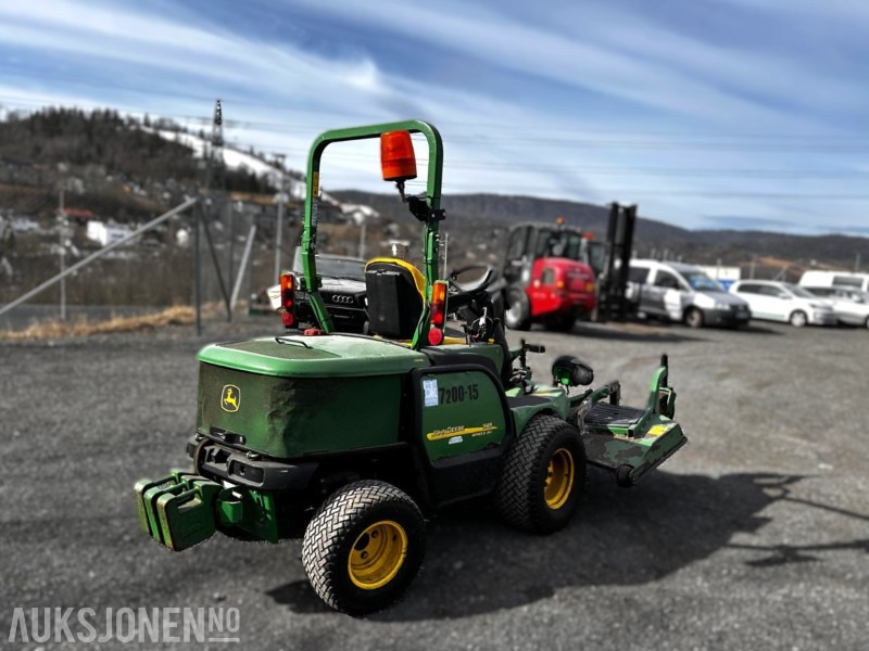 2008 John Deere 1565 Series II frontmontert gressklipper - Трактор: фото 3 2008 John Deere 1565 Series II frontmontert gressklipper - Трактор: фото 3