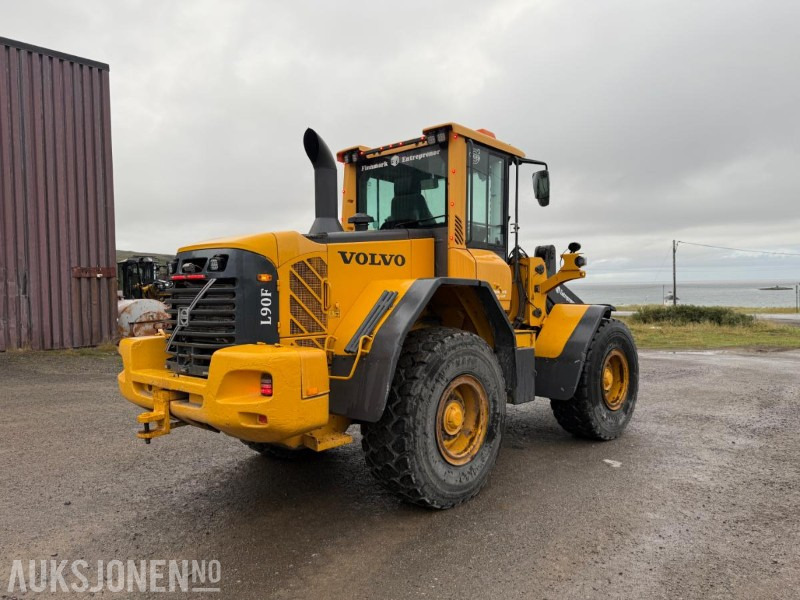 2008 Volvo L90F - Klappvingeskuffe - Vekt - Spakestyring - Колёсный погрузчик: фото 5 2008 Volvo L90F - Klappvingeskuffe - Vekt - Spakestyring - Колёсный погрузчик: фото 5