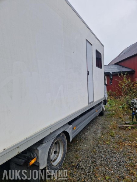 Грузовик с закрытым кузовом 2009 Mercedes-Benz ATEGO 818L todelt skap Bodel Hengerfeste: фото 10