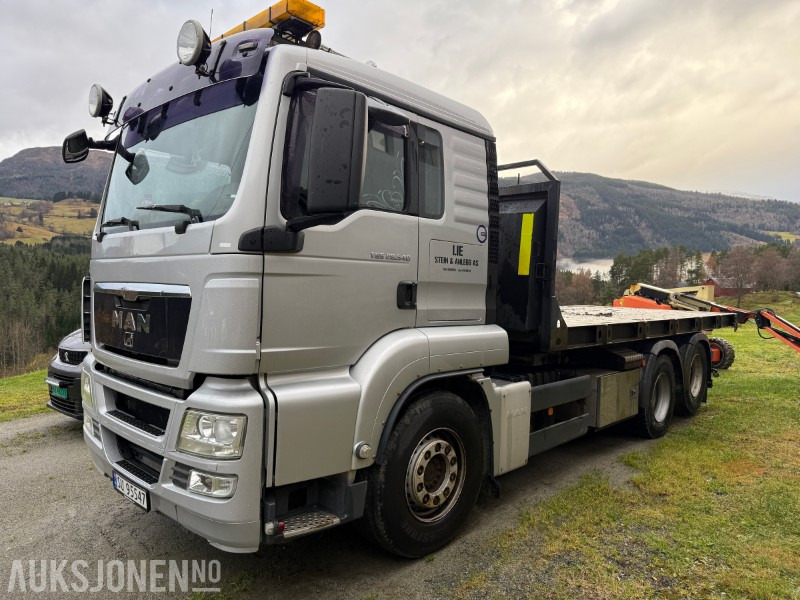 2010 MAN TGS 28.540 krokbil / krokløftbil - maskinflak - krokkasse - 2 stk krokcontainere - Крюковой мультилифт: фото 1 2010 MAN TGS 28.540 krokbil / krokløftbil - maskinflak - krokkasse - 2 stk krokcontainere - Крюковой мультилифт: фото 1