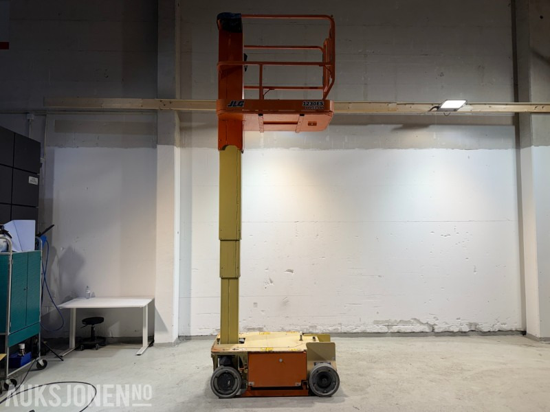 2011 JLG 1230ES Elektrisk mastelift med 5,6 m arbeidshøyde - Подъёмник: фото 1 2011 JLG 1230ES Elektrisk mastelift med 5,6 m arbeidshøyde - Подъёмник: фото 1