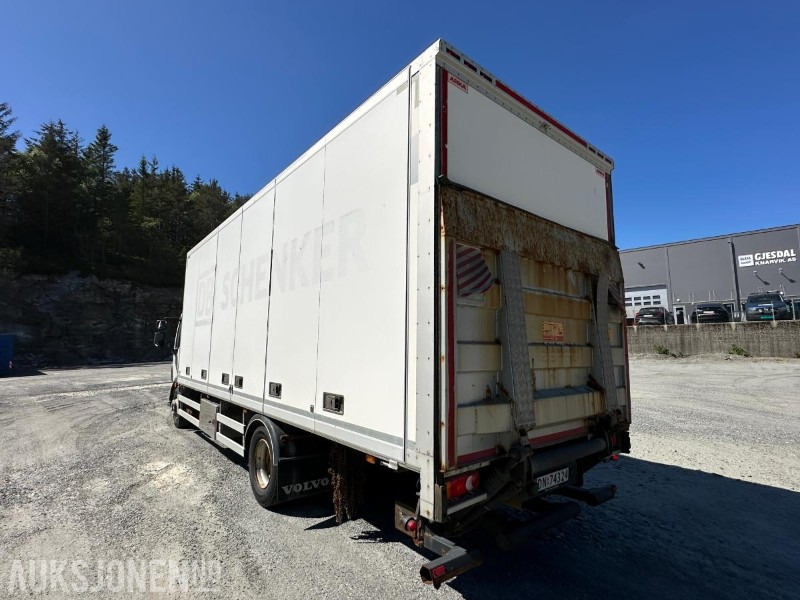 2011 Volvo FL-290 Skapbil med sideåpning Repobjekt, 301362km - Грузовик с закрытым кузовом: фото 3 2011 Volvo FL-290 Skapbil med sideåpning Repobjekt, 301362km - Грузовик с закрытым кузовом: фото 3
