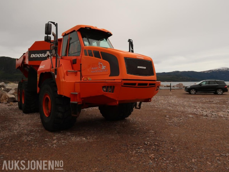 2013 Doosan DA40 Dumper - 6x6 - 24.4 m3 - Høy baklem - Varme i kasse - Sertifisert - Внедорожный самосвал: фото 3 2013 Doosan DA40 Dumper - 6x6 - 24.4 m3 - Høy baklem - Varme i kasse - Sertifisert - Внедорожный самосвал: фото 3