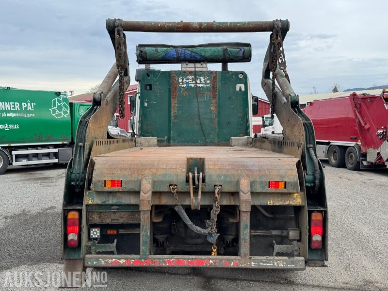 2013 Volvo FM liftdumper / Containerløfter / Nylig EU-godkjent - Портальный бункеровоз: фото 4 2013 Volvo FM liftdumper / Containerløfter / Nylig EU-godkjent - Портальный бункеровоз: фото 4
