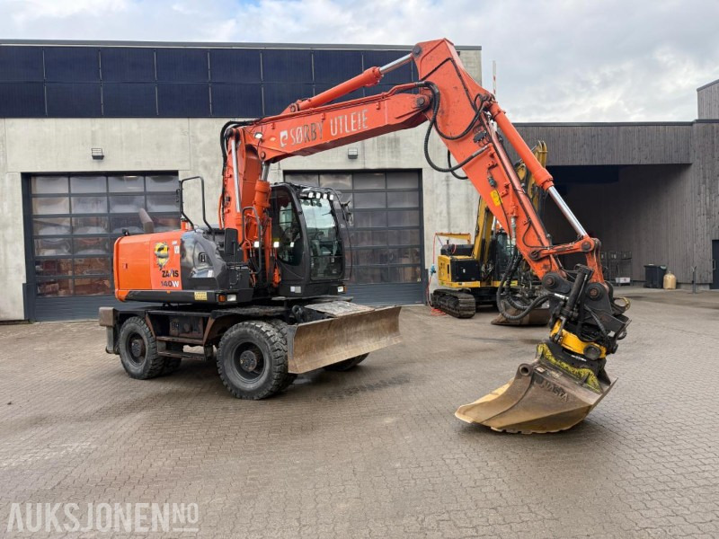 2014 Hitachi Zaxis 140W HJULGRAVER ENGCON TILTROTATOR SERVICEHISTORIKK SENTRALSMØRING. - Экскаватор: фото 3 2014 Hitachi Zaxis 140W HJULGRAVER ENGCON TILTROTATOR SERVICEHISTORIKK SENTRALSMØRING. - Экскаватор: фото 3