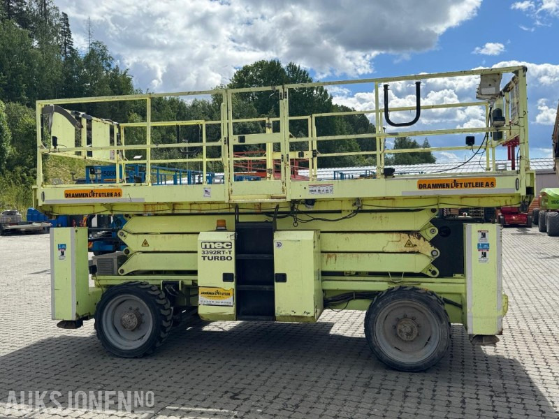 2015 MEC 3392RT sakselift / 4X4 / 12 meter arbeidshøyde - Подъёмник: фото 1 2015 MEC 3392RT sakselift / 4X4 / 12 meter arbeidshøyde - Подъёмник: фото 1