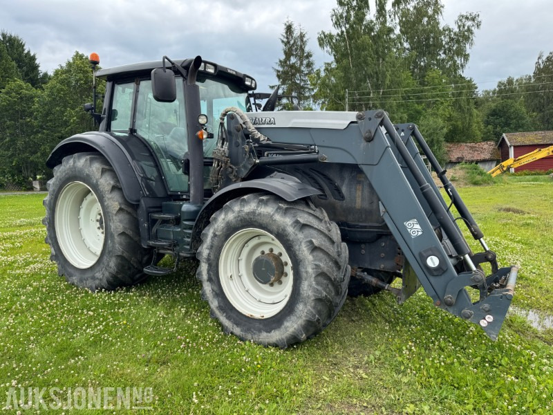 2015 Valtra T203 traktor med laster 50 km/t brøyterigget - Трактор: фото 2 2015 Valtra T203 traktor med laster 50 km/t brøyterigget - Трактор: фото 2