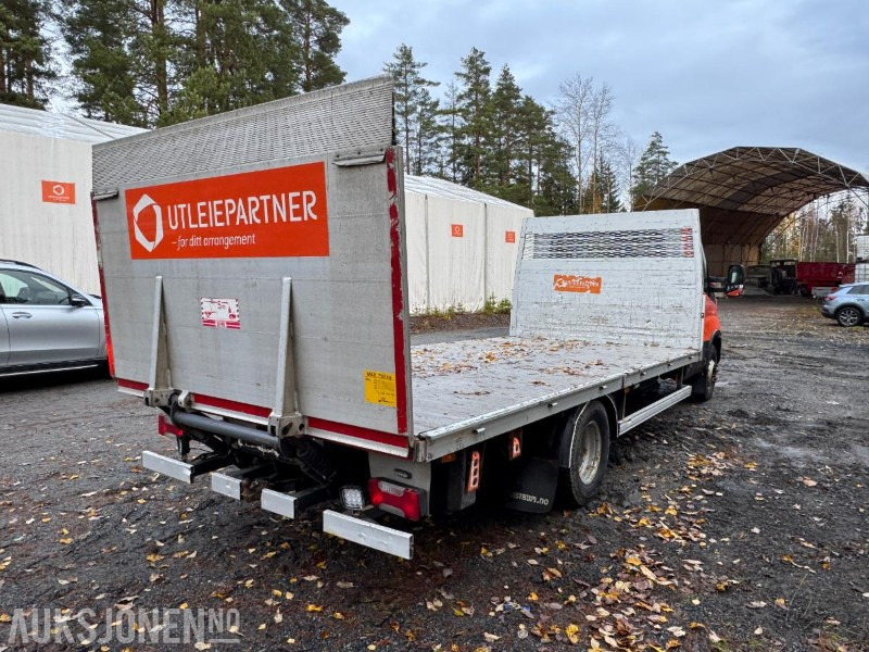 2017 Iveco Daily planbil med bakløfter - Грузовик бортовой/ Платформа: фото 5 2017 Iveco Daily planbil med bakløfter - Грузовик бортовой/ Платформа: фото 5