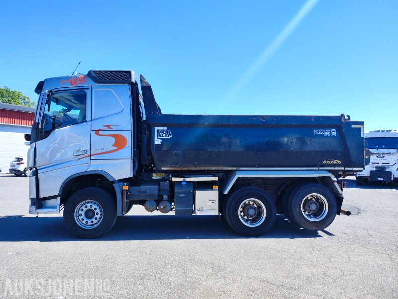 2017 Volvo FH540 6x4 med Norslep dumperkasse – Tandemløft, brøyteopplegg og komplett tilhengeropplegg - Самосвал: фото 2 2017 Volvo FH540 6x4 med Norslep dumperkasse – Tandemløft, brøyteopplegg og komplett tilhengeropplegg - Самосвал: фото 2