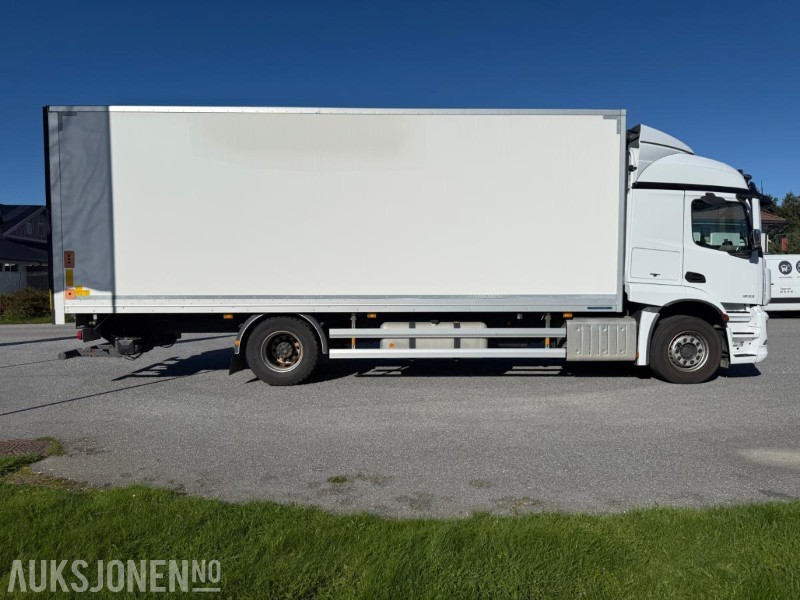 2018 Mercedes-Benz Actros SKAPBIL - SERVICEHISTORIKK 19 PALLER NY EU. - Грузовик с закрытым кузовом: фото 4 2018 Mercedes-Benz Actros SKAPBIL - SERVICEHISTORIKK 19 PALLER NY EU. - Грузовик с закрытым кузовом: фото 4