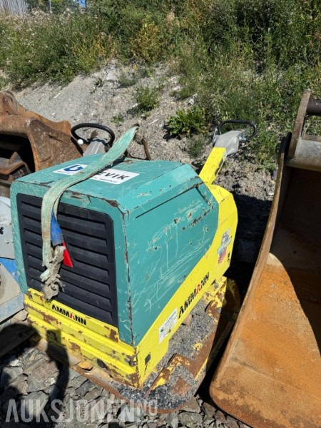 2019 AMMANN APH 110-95 vibroplate / 830kg - Каток: фото 1 2019 AMMANN APH 110-95 vibroplate / 830kg - Каток: фото 1