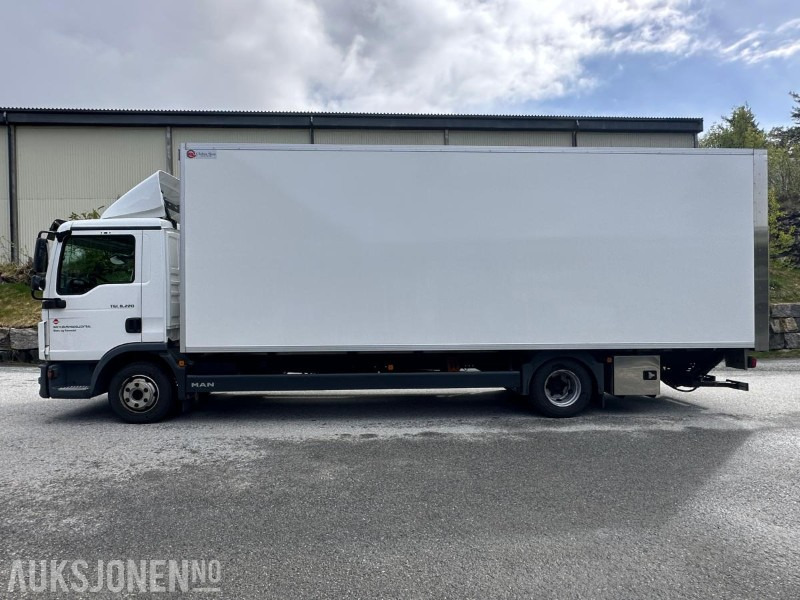2020 MAN TGL 8.220 4x2 BL - Skapbil - Грузовик с закрытым кузовом: фото 2 2020 MAN TGL 8.220 4x2 BL - Skapbil - Грузовик с закрытым кузовом: фото 2