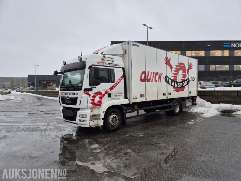 2020 MAN TGM Skapbil - 18 paller skap - Zepro lift - Full sideåpning - Gått på service og rep. avtale - 275000 km. - Грузовик с закрытым кузовом: фото 1 2020 MAN TGM Skapbil - 18 paller skap - Zepro lift - Full sideåpning - Gått på service og rep. avtale - 275000 km. - Грузовик с закрытым кузовом: фото 1