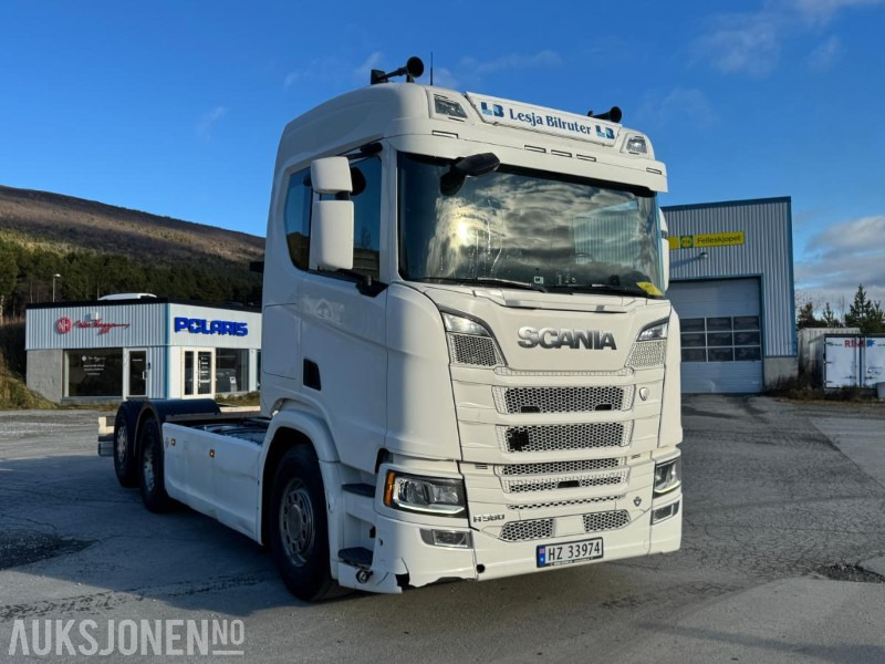 2020 Scania R580 CHASSIS, V8, EURO 6, SVING AKSEL 3, DIESELVARMER, - Грузовик-шасси: фото 3 2020 Scania R580 CHASSIS, V8, EURO 6, SVING AKSEL 3, DIESELVARMER, - Грузовик-шасси: фото 3