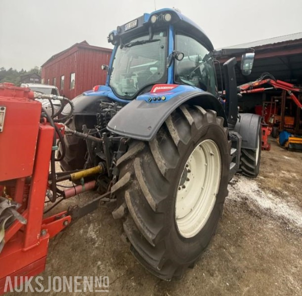 2020 Traktor - Valtra N174 med Ducker 700 klippepanne og frontlaster - Трактор: фото 5 2020 Traktor - Valtra N174 med Ducker 700 klippepanne og frontlaster - Трактор: фото 5