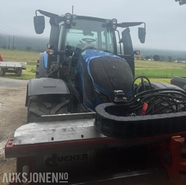 2020 Traktor - Valtra N174 med Ducker 700 klippepanne og frontlaster - Трактор: фото 4 2020 Traktor - Valtra N174 med Ducker 700 klippepanne og frontlaster - Трактор: фото 4