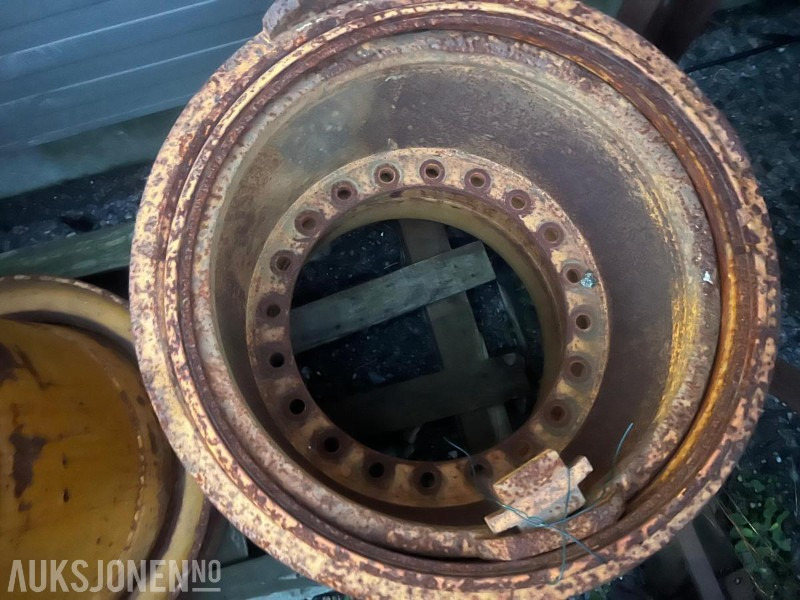 4 felger til 2008 Moxy MT41 - Внедорожный самосвал: фото 2 4 felger til 2008 Moxy MT41 - Внедорожный самосвал: фото 2