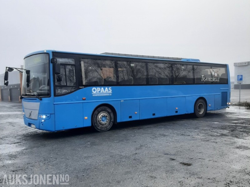 2005 Volvo B-7 R 8700 INTERCITY Buss - Автобус: фото 2 2005 Volvo B-7 R 8700 INTERCITY Buss - Автобус: фото 2
