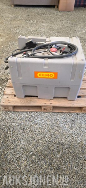 Cemo 200 liter 12v diesel tank til salgs. - Строительное оборудование: фото 1 Cemo 200 liter 12v diesel tank til salgs. - Строительное оборудование: фото 1