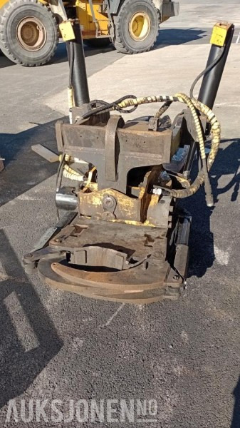 Engcon 30 Rototilt - Строительное оборудование: фото 5 Engcon 30 Rototilt - Строительное оборудование: фото 5
