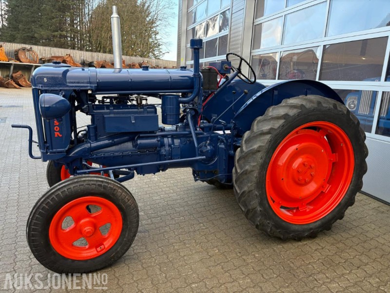 Ford Fordson-Stegamajor E27N - Трактор: фото 3 Ford Fordson-Stegamajor E27N - Трактор: фото 3