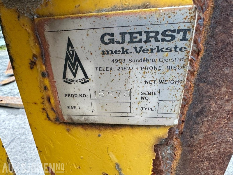 Gjerstad, Volvo Store BM Pallegaffel, Passer L-50 til L-120 - Строительное оборудование: фото 4 Gjerstad, Volvo Store BM Pallegaffel, Passer L-50 til L-120 - Строительное оборудование: фото 4