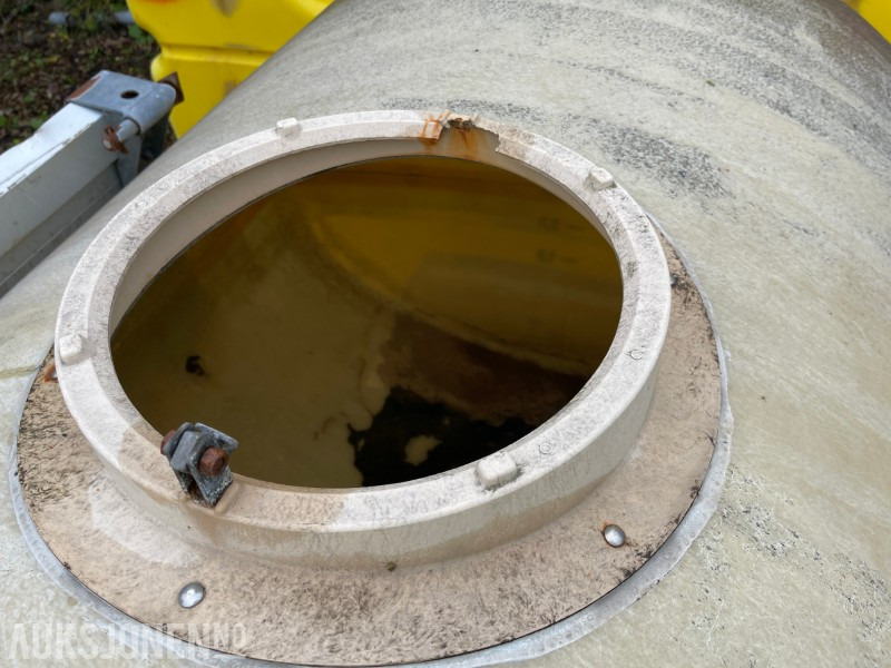 Glassfibertank 5000 Liter - Строительное оборудование: фото 5 Glassfibertank 5000 Liter - Строительное оборудование: фото 5