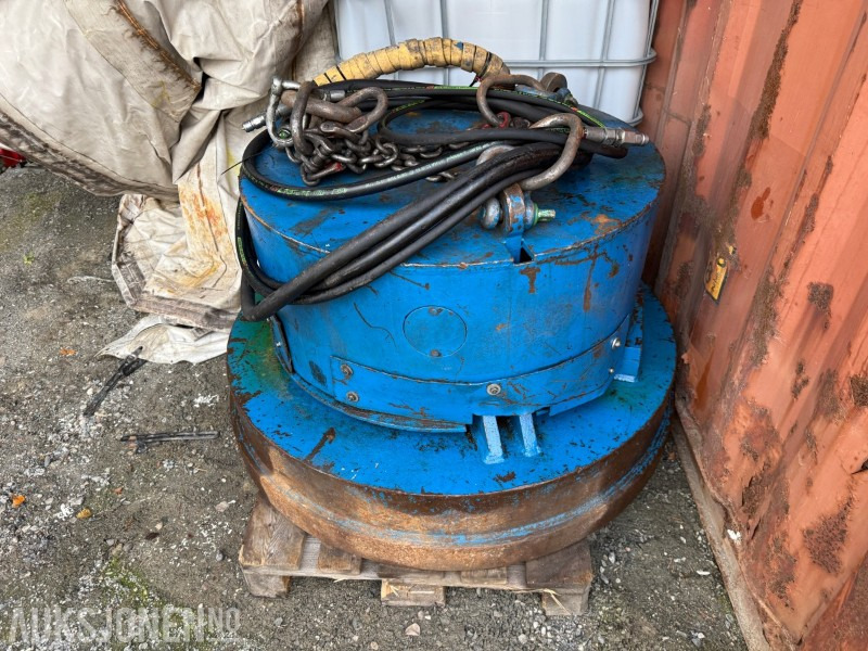 Hydraulisk magnet - Diameter på plate 125 cm - Строительное оборудование: фото 2 Hydraulisk magnet - Diameter på plate 125 cm - Строительное оборудование: фото 2