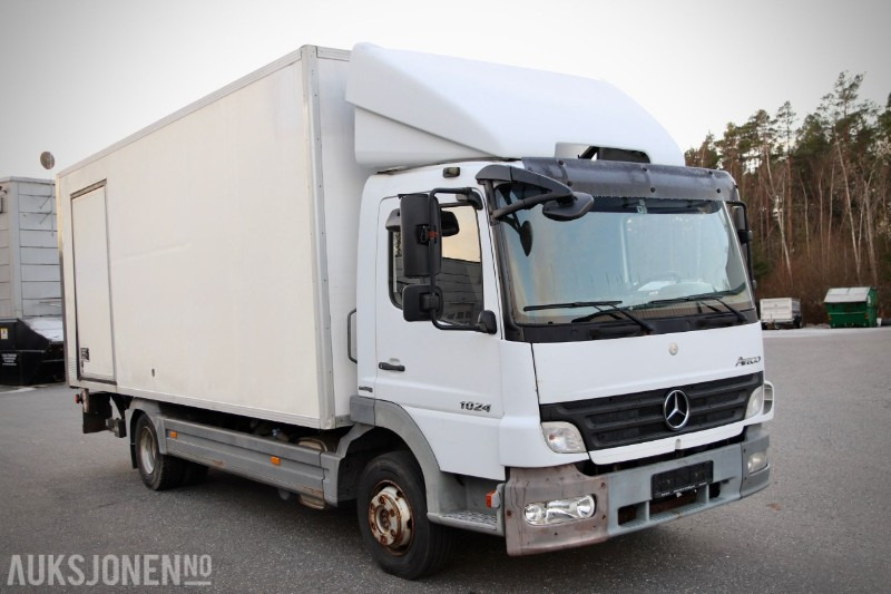Mercedes-Benz Atego 1024 skapbil med løftelem – 6.2L / 238 hk – EU-godkjent til 20.10.2026 - Грузовик с закрытым кузовом: фото 3 Mercedes-Benz Atego 1024 skapbil med løftelem – 6.2L / 238 hk – EU-godkjent til 20.10.2026 - Грузовик с закрытым кузовом: фото 3