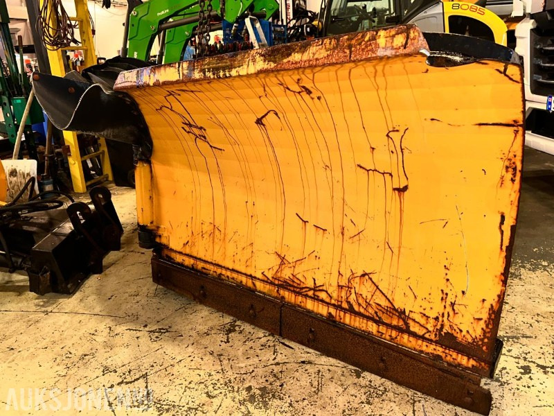 2004 Tellefsdal 3300 HL V90 snøplog – Volvo BM-feste - Навесное оборудование для Строительной техники: фото 2 2004 Tellefsdal 3300 HL V90 snøplog – Volvo BM-feste - Навесное оборудование для Строительной техники: фото 2