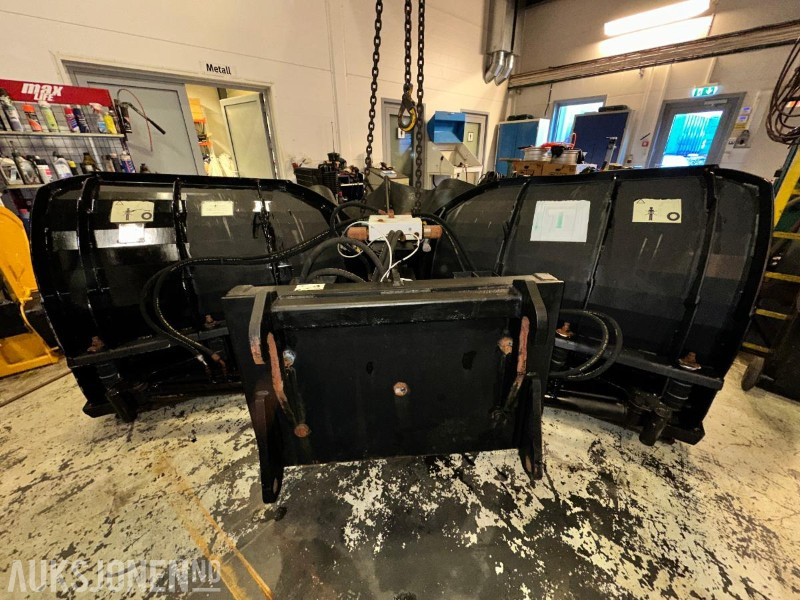 2004 Tellefsdal 3300 HL V90 snøplog – Volvo BM-feste - Навесное оборудование для Строительной техники: фото 5 2004 Tellefsdal 3300 HL V90 snøplog – Volvo BM-feste - Навесное оборудование для Строительной техники: фото 5