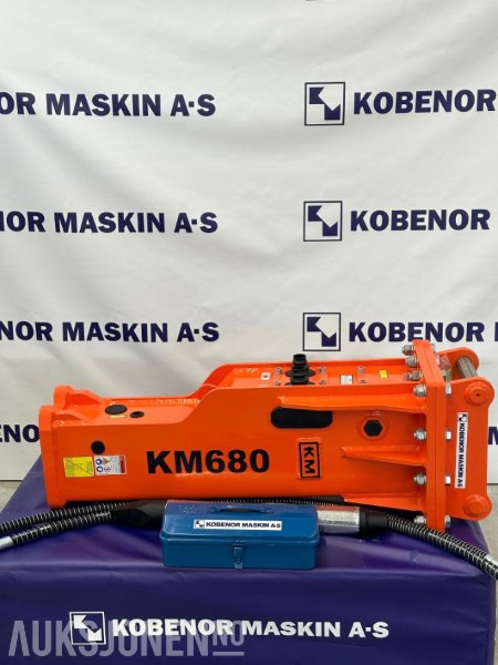 Навесное оборудование для Строительной техники KM 680 s40 CE merket PIGGHAMMER 4-7 TONN MED SLANGER OG SPETT: фото 1