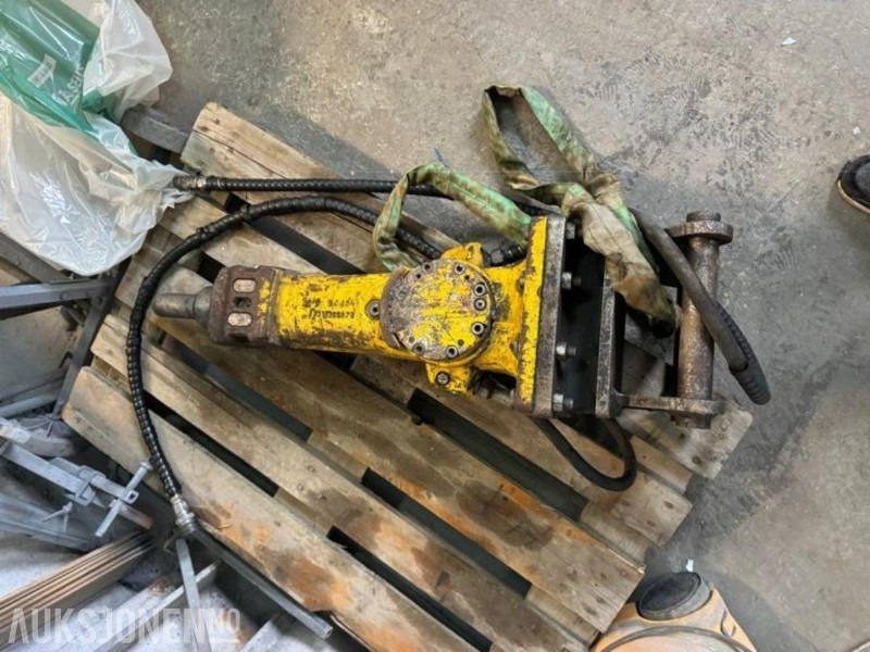 Pigghammer til minigraver 2-4t / 2021 Atlas Copco SB 152 / Feste S40 - Гидромолот: фото 1 Pigghammer til minigraver 2-4t / 2021 Atlas Copco SB 152 / Feste S40 - Гидромолот: фото 1