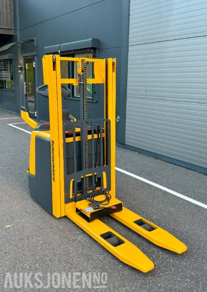 2012 Jungheinrich ERC212 - 1200 kg / 2,5 meter løftehøyde - Погрузочно-разгрузочная техника: фото 2 2012 Jungheinrich ERC212 - 1200 kg / 2,5 meter løftehøyde - Погрузочно-разгрузочная техника: фото 2