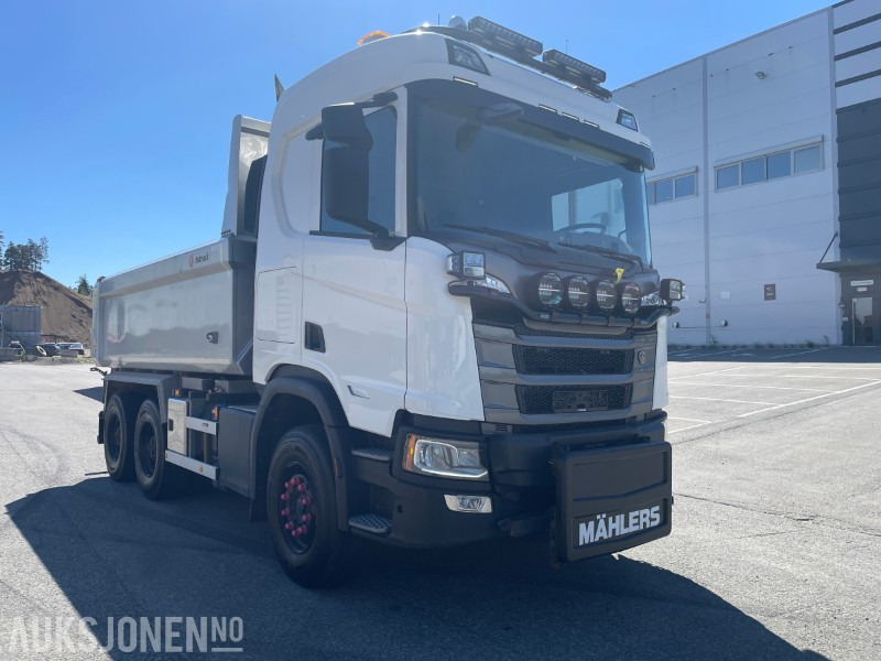 Scania R560 Super 6x4 Tippbil Istrail dumperkasse Mahlers brøyterigget - Самосвал: фото 1 Scania R560 Super 6x4 Tippbil Istrail dumperkasse Mahlers brøyterigget - Самосвал: фото 1