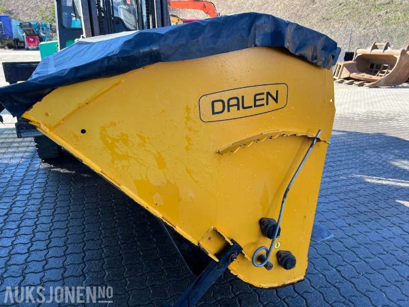 2022 Dalen 2034-WU - 1500 liter Sandstrøer - Hel og fin - Сельскохозяйственная техника: фото 2 2022 Dalen 2034-WU - 1500 liter Sandstrøer - Hel og fin - Сельскохозяйственная техника: фото 2