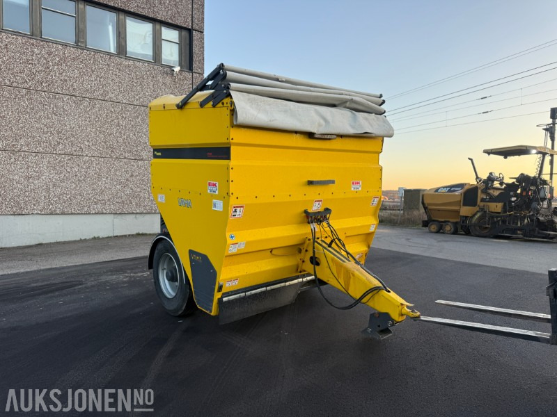 2022 Vama TH-8000L Strøvogn - Levert ny høsten 2023 – Meget pen og lite brukt - Сельскохозяйственная техника: фото 1 2022 Vama TH-8000L Strøvogn - Levert ny høsten 2023 – Meget pen og lite brukt - Сельскохозяйственная техника: фото 1